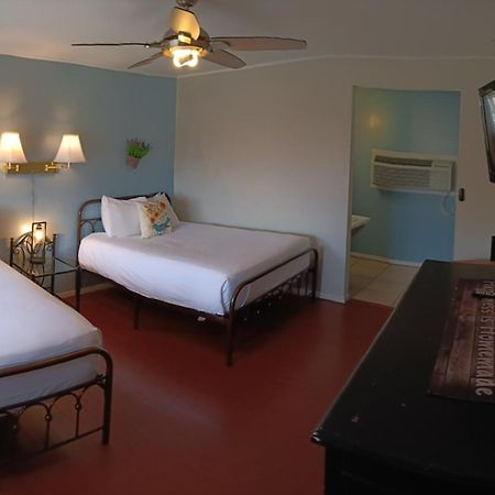 El Rancho Motel Бишоп Экстерьер фото